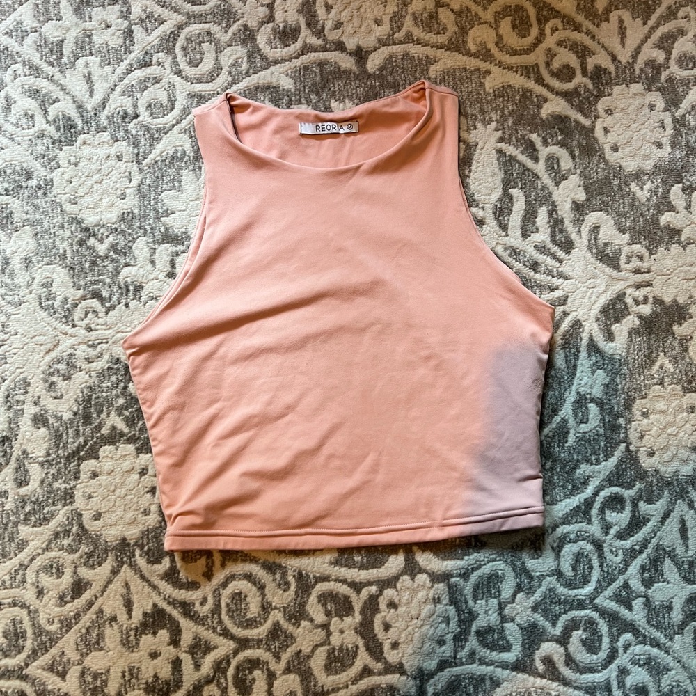 Small pink exercise tank top from ReoRia